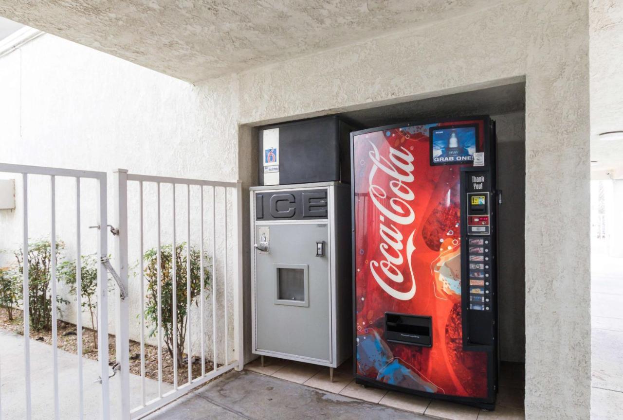 Motel 6 Hemet Exterior photo