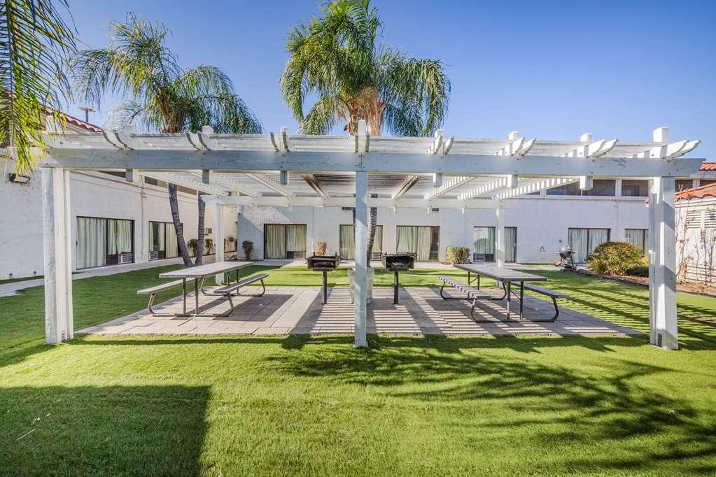 Motel 6 Hemet Facilities photo
