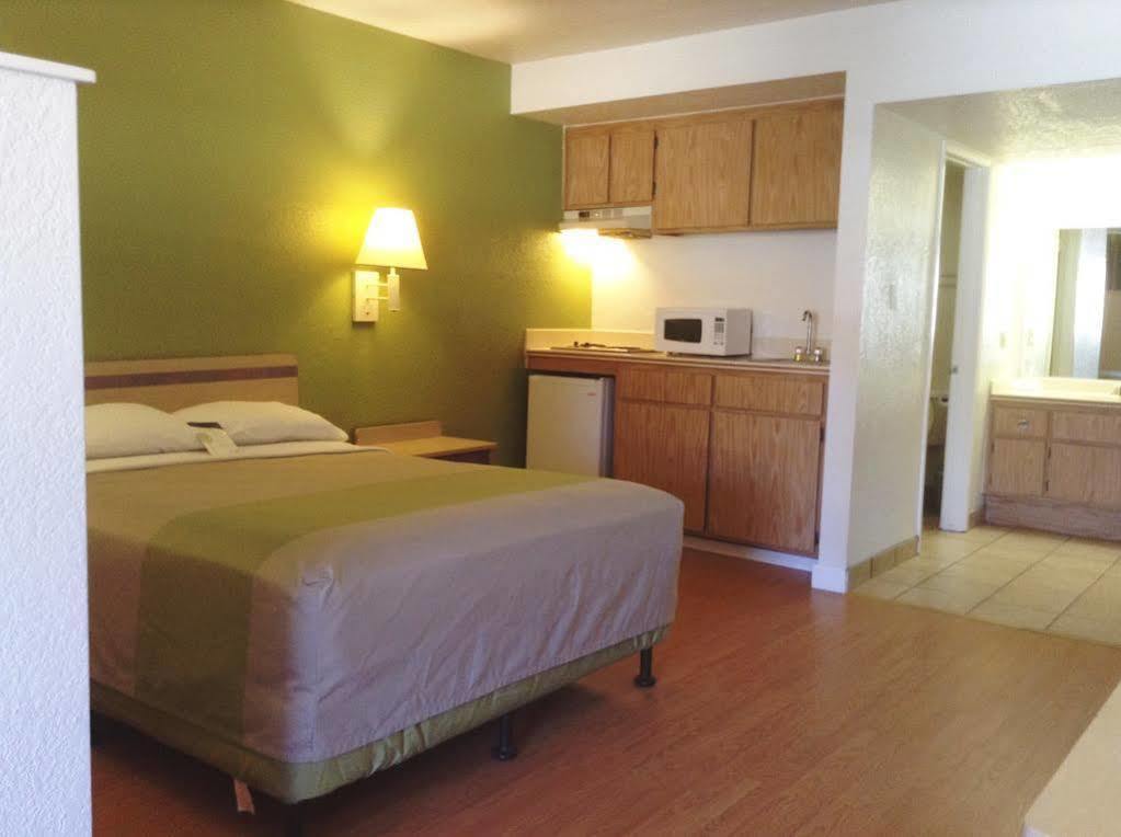Motel 6 Hemet Exterior photo