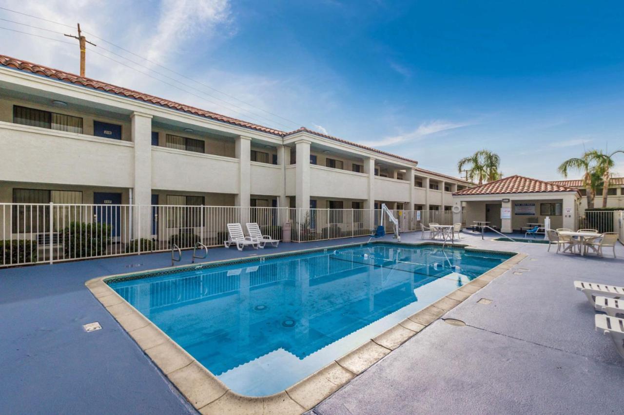 Motel 6 Hemet Exterior photo