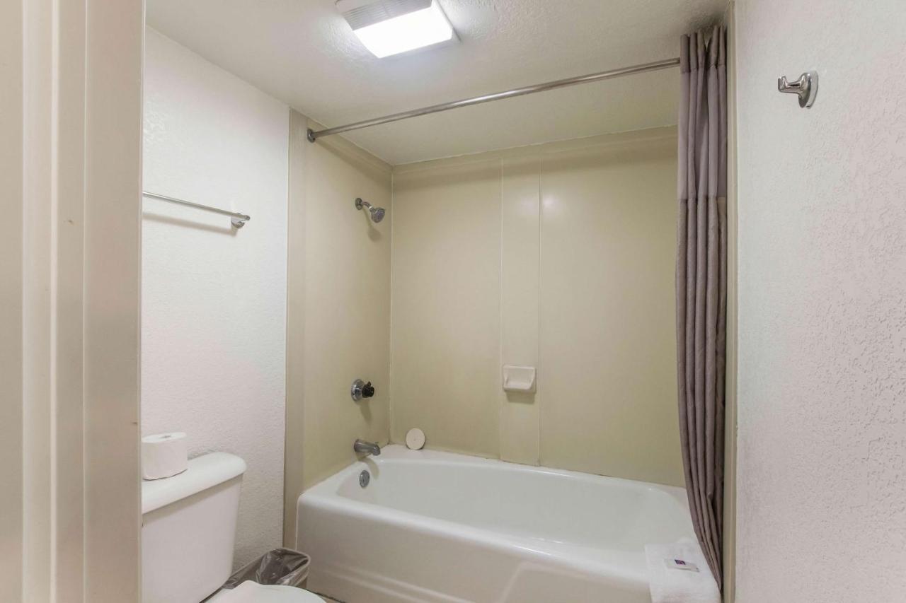 Motel 6 Hemet Exterior photo