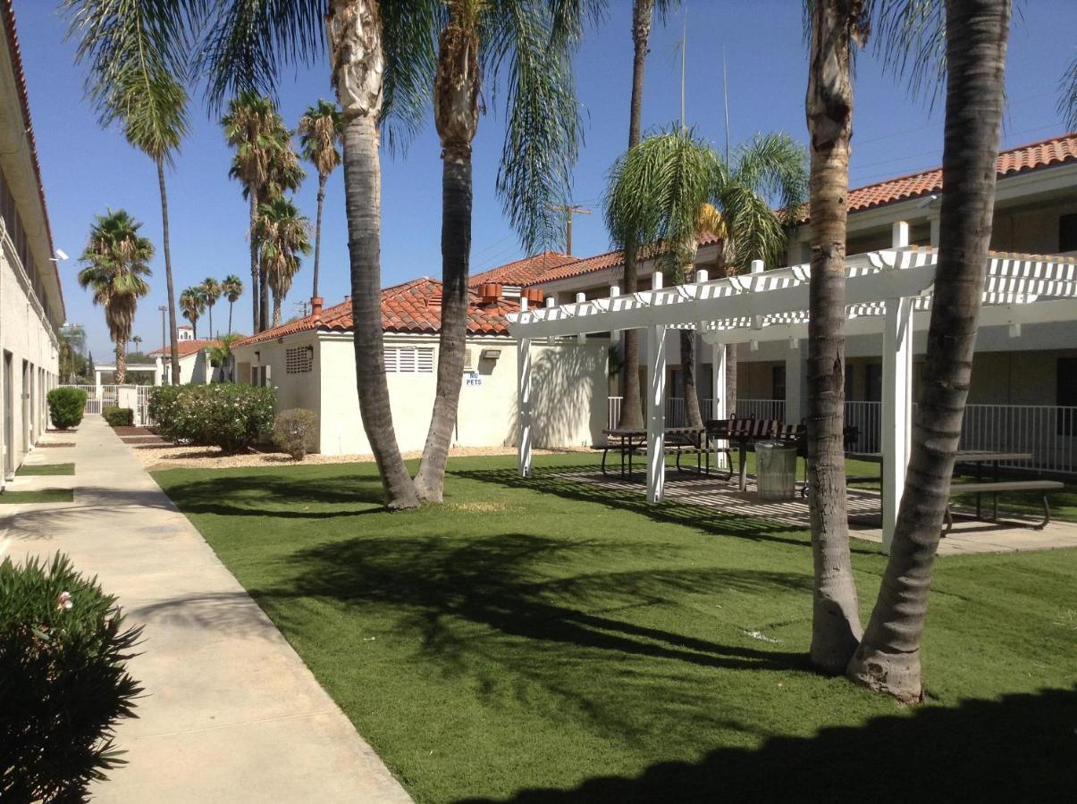 Motel 6 Hemet Exterior photo
